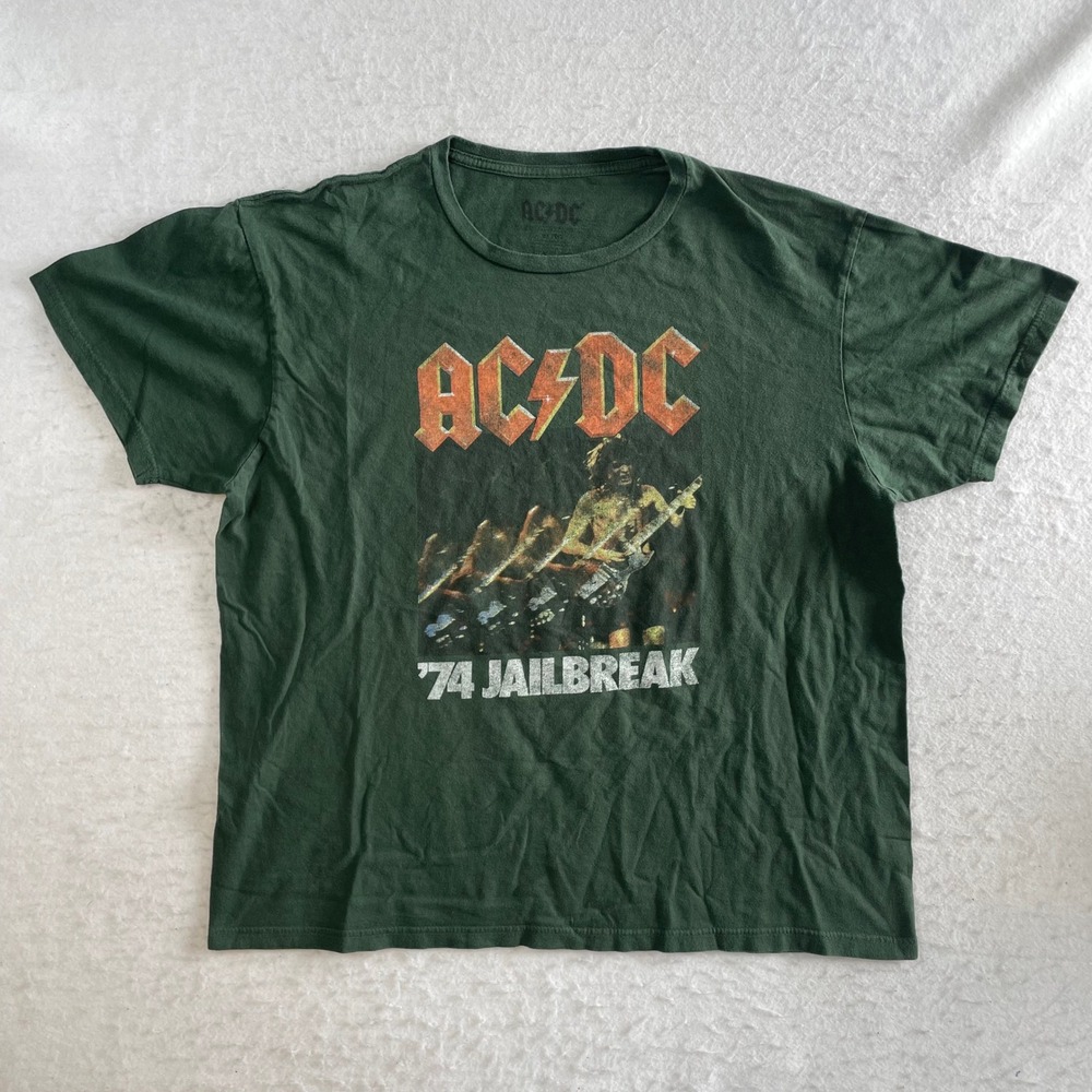 AC/DC T-Shirt Mens XL Green 74 Jailbreak Graphic Rock Band Short Sleeve Tee